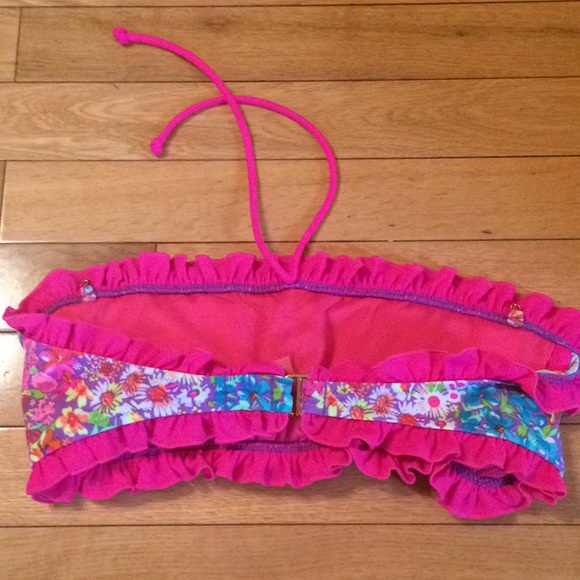 🌸VS bikini top🌸 - Picture 6 of 8